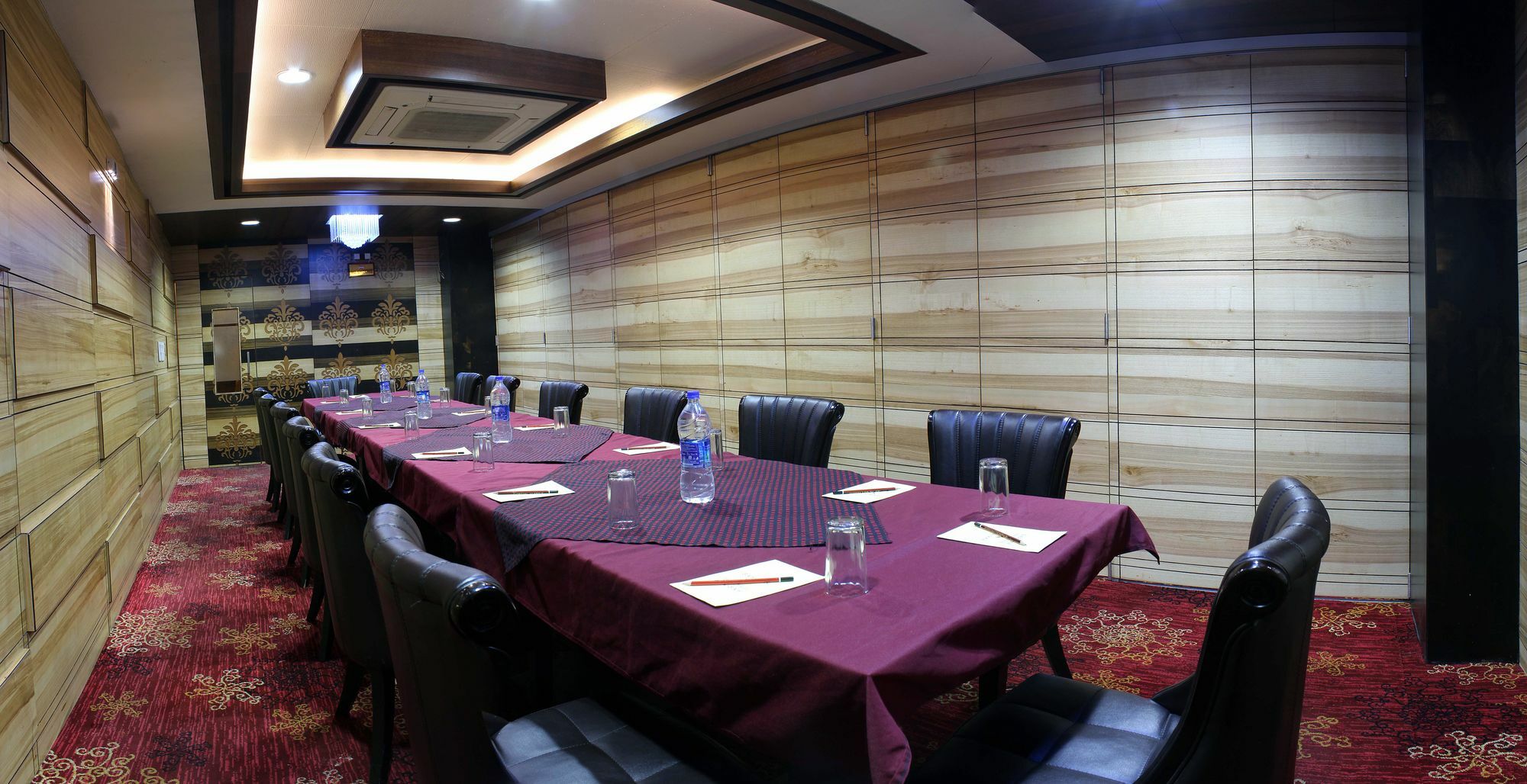 Hotel Puneet International Rāipur Dış mekan fotoğraf