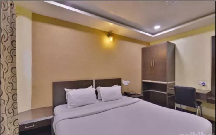Hotel Puneet International Rāipur Dış mekan fotoğraf