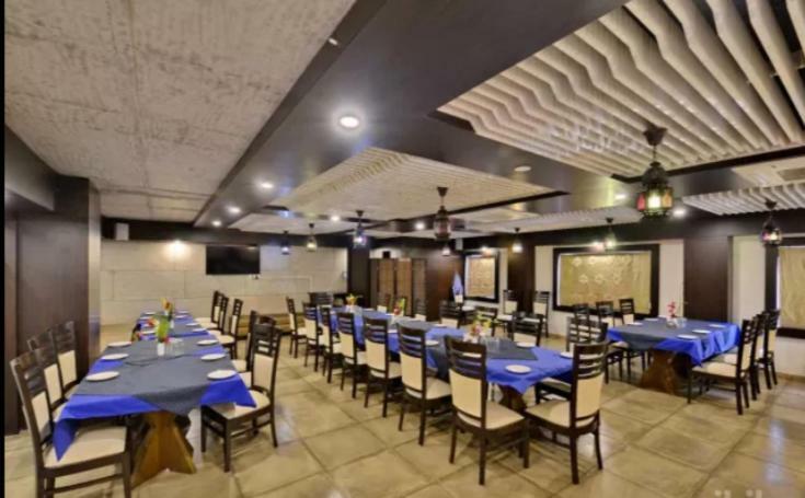 Hotel Puneet International Rāipur Dış mekan fotoğraf