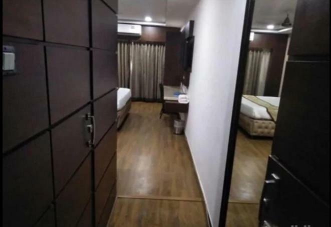 Hotel Puneet International Rāipur Dış mekan fotoğraf